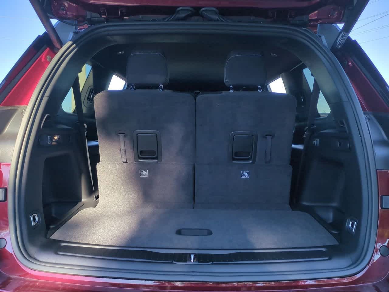 Thumbnail: 2025 Jeep Grand Cherokee L - 34