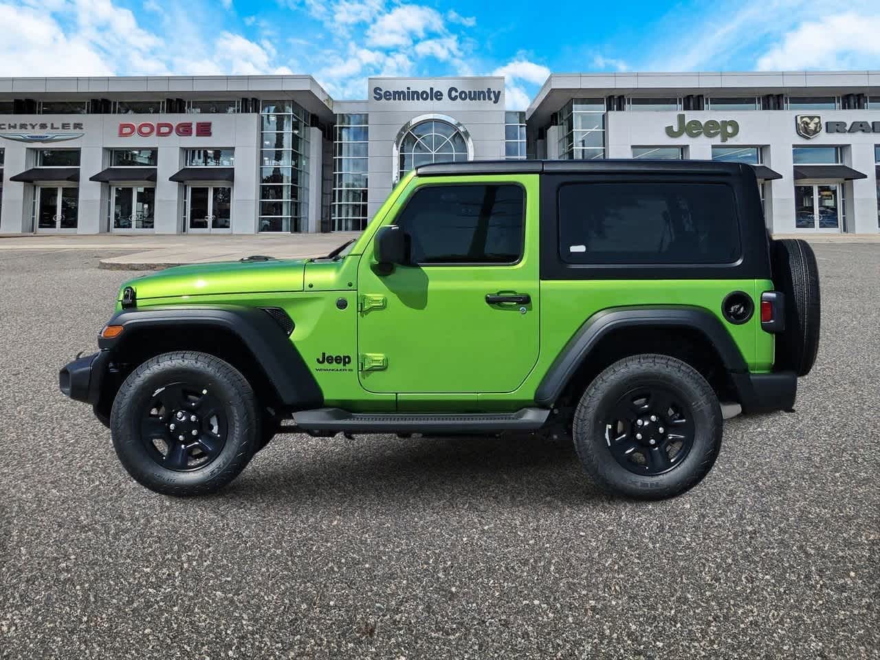 Thumbnail: 2025 Jeep Wrangler - 5