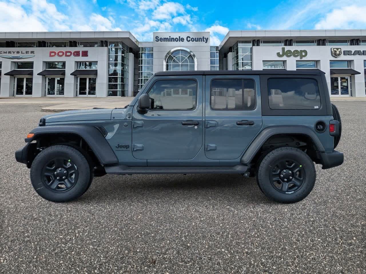 Thumbnail: 2025 Jeep Wrangler - 5