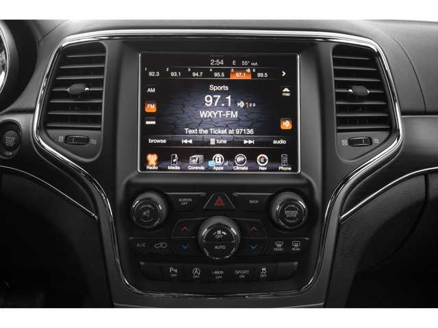Thumbnail: 2018 Jeep Grand Cherokee - 7