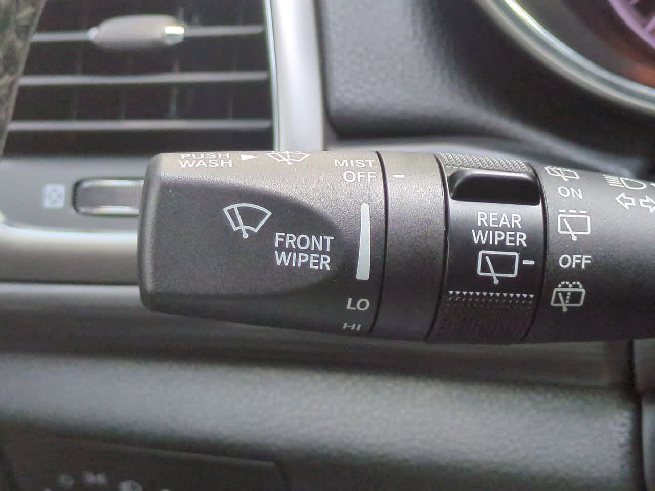 Thumbnail: 2022 Jeep Grand Cherokee - 25