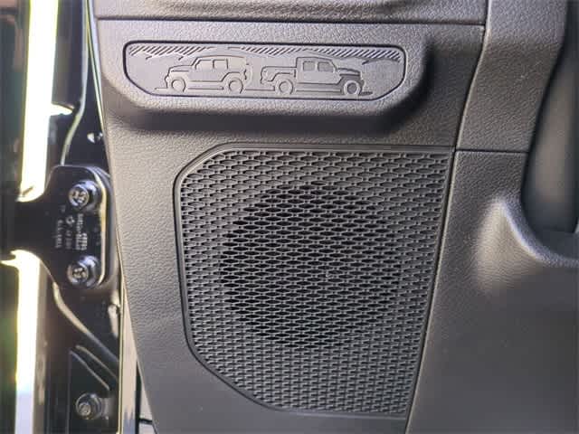 2025 Jeep Wrangler Sport S 30