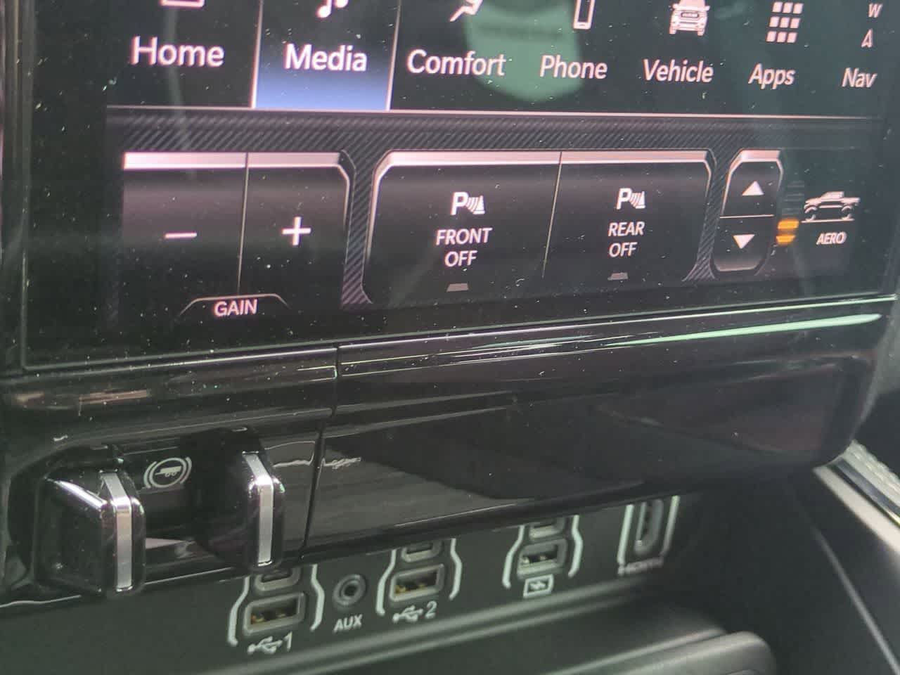 Thumbnail: 2026 RAM 1500 - 16