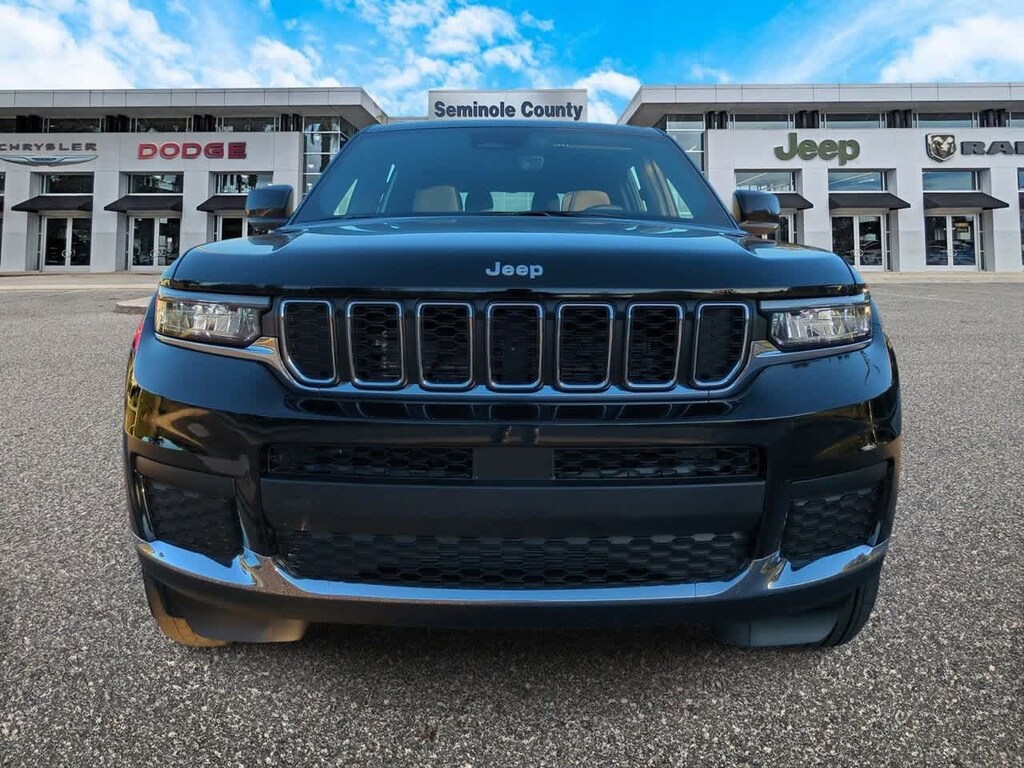 New 2025 Jeep Grand Cherokee L Laredo X SUV