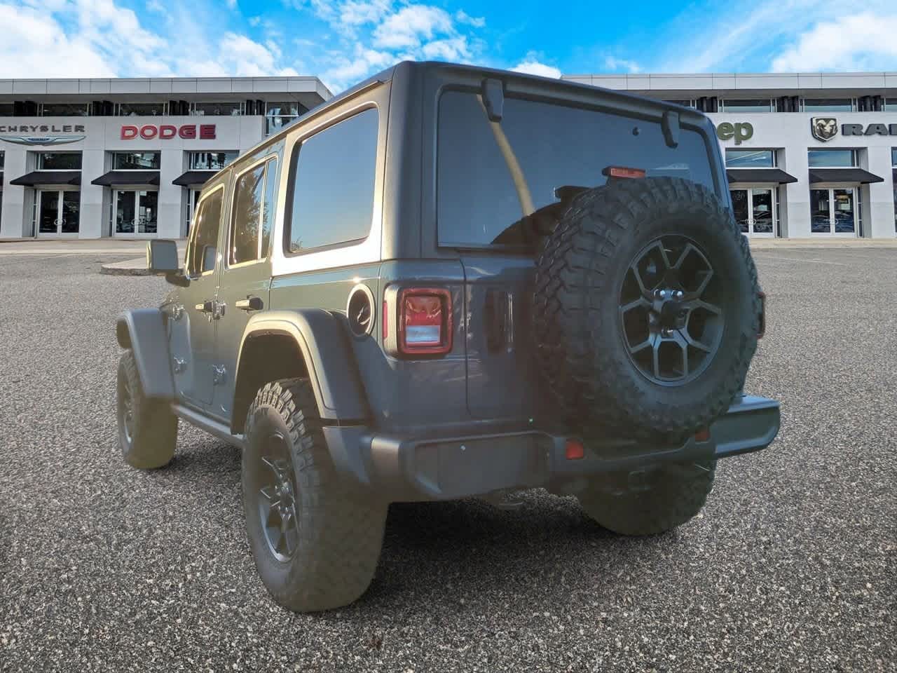 Thumbnail: 2025 Jeep Wrangler - 6