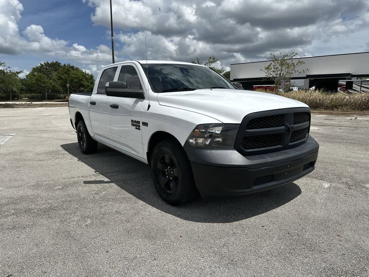 Thumbnail: 2022 RAM 1500 Classic - 15