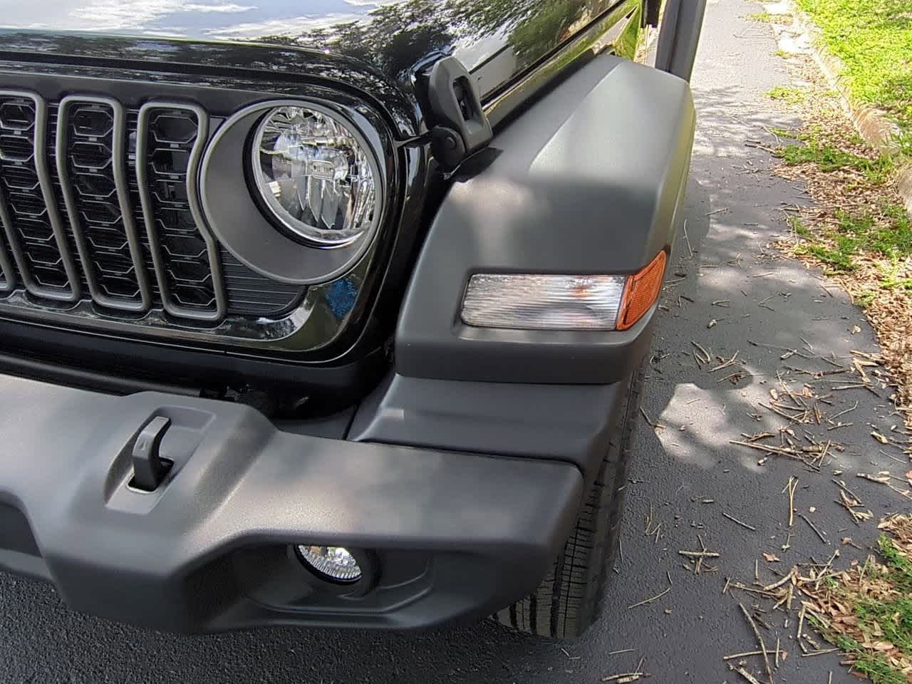 Thumbnail: 2025 Jeep Wrangler - 11
