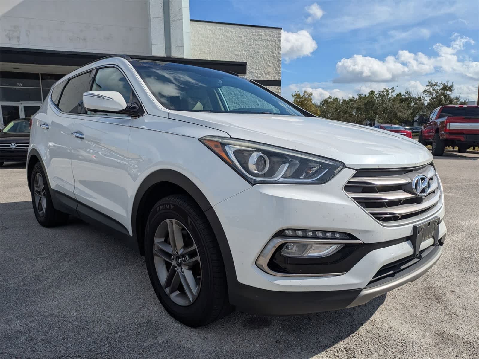 Thumbnail: 2017 Hyundai Santa Fe - 3