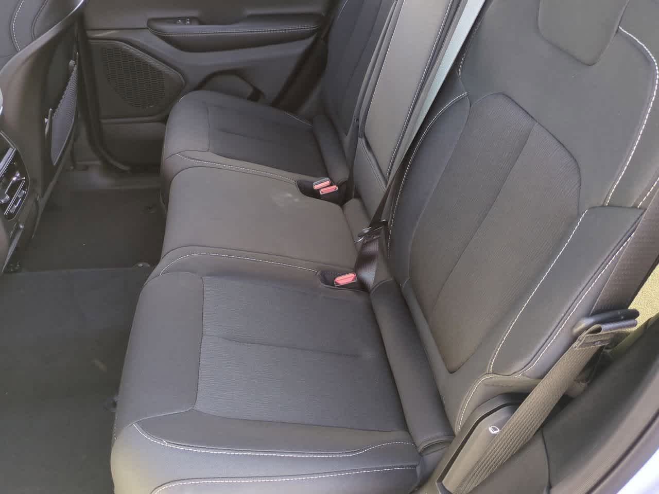 Thumbnail: 2025 Jeep Grand Cherokee - 20