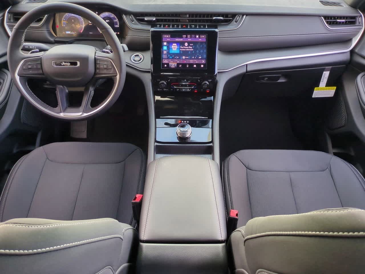 Thumbnail: 2025 Jeep Grand Cherokee L - 16