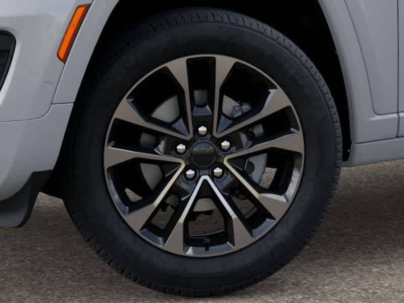 Thumbnail: 2025 Jeep Grand Cherokee L - 4