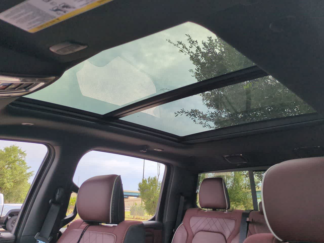 Thumbnail: 2026 RAM 1500 - 18