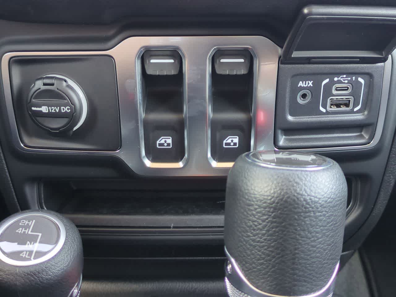 Thumbnail: 2026 Jeep Wrangler - 28