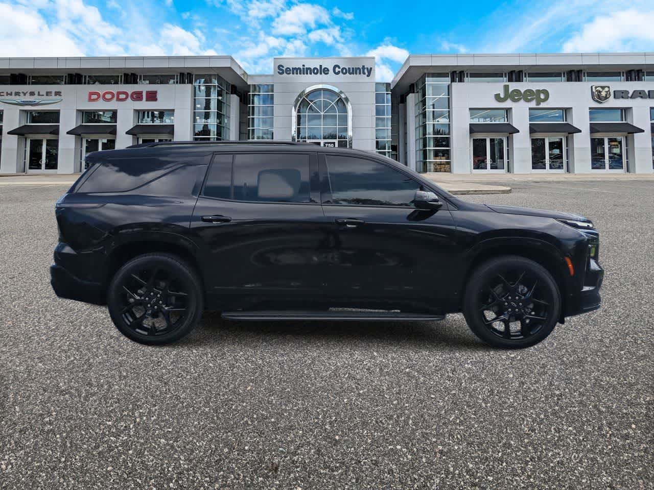 Thumbnail: 2026 Chevrolet Traverse - 9