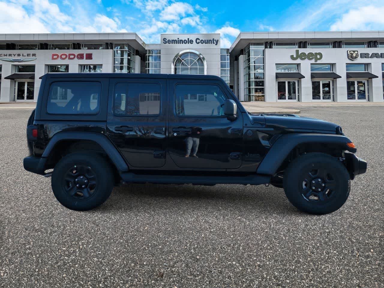 Thumbnail: 2026 Jeep Wrangler - 9