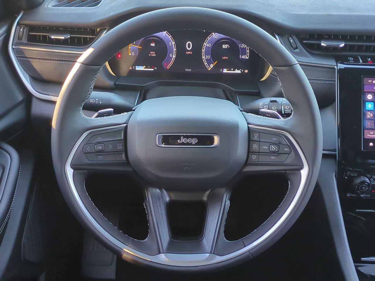 Thumbnail: 2025 Jeep Grand Cherokee - 23