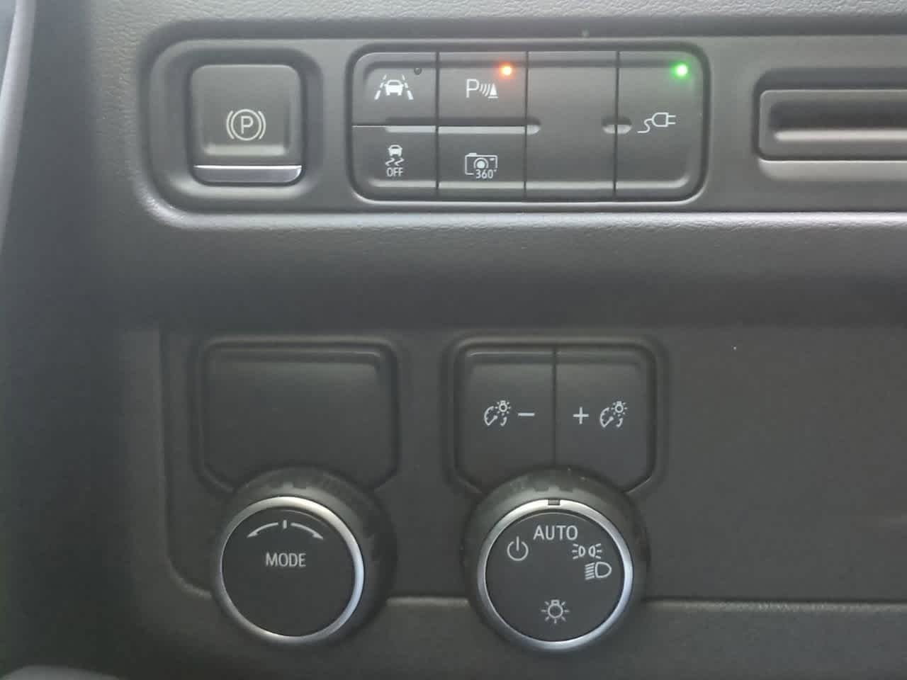 Thumbnail: 2022 Chevrolet Tahoe - 18