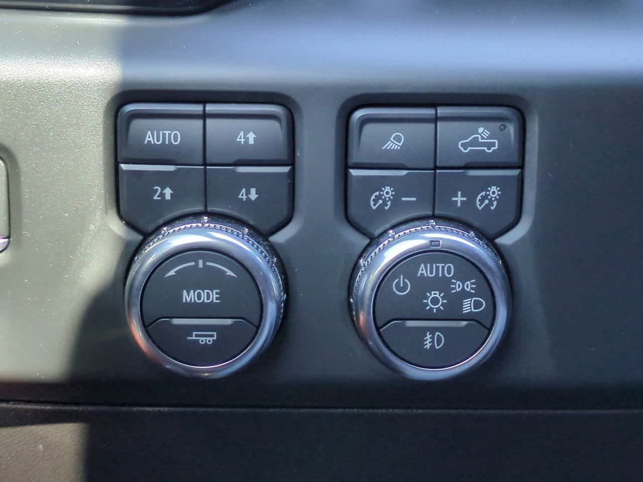 Thumbnail: 2025 GMC Sierra 2500 - 18