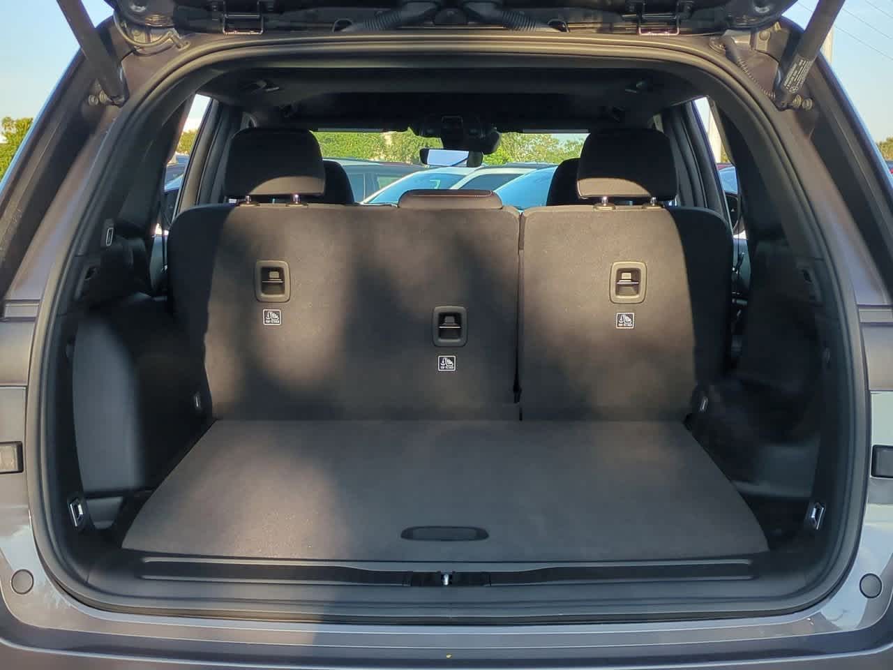 Thumbnail: 2025 Jeep Grand Cherokee - 35