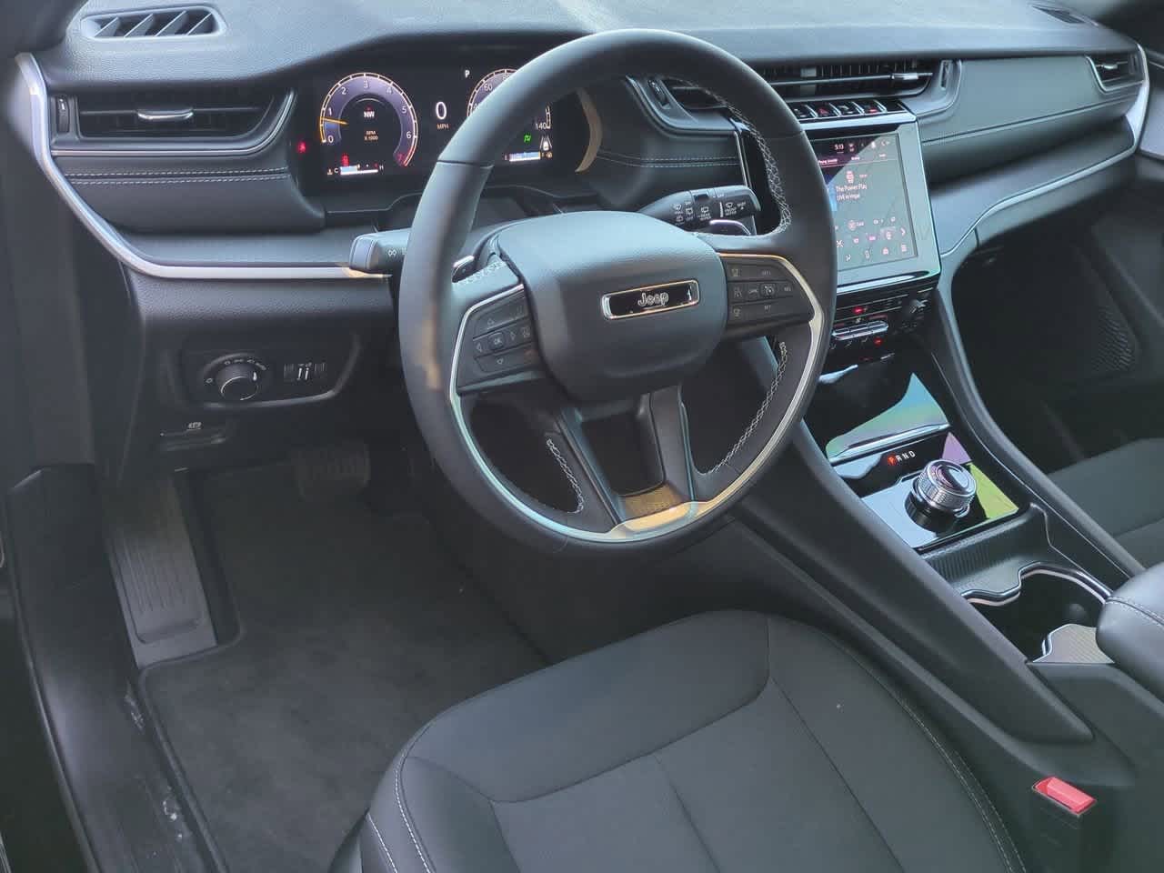 Thumbnail: 2025 Jeep Grand Cherokee L - 10