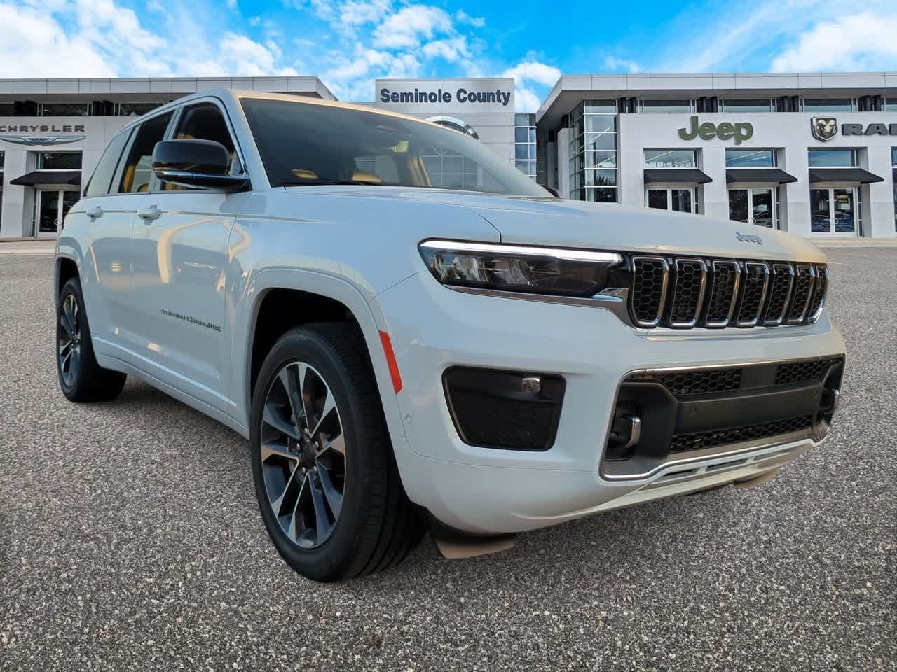 Thumbnail: 2025 Jeep Grand Cherokee - 2