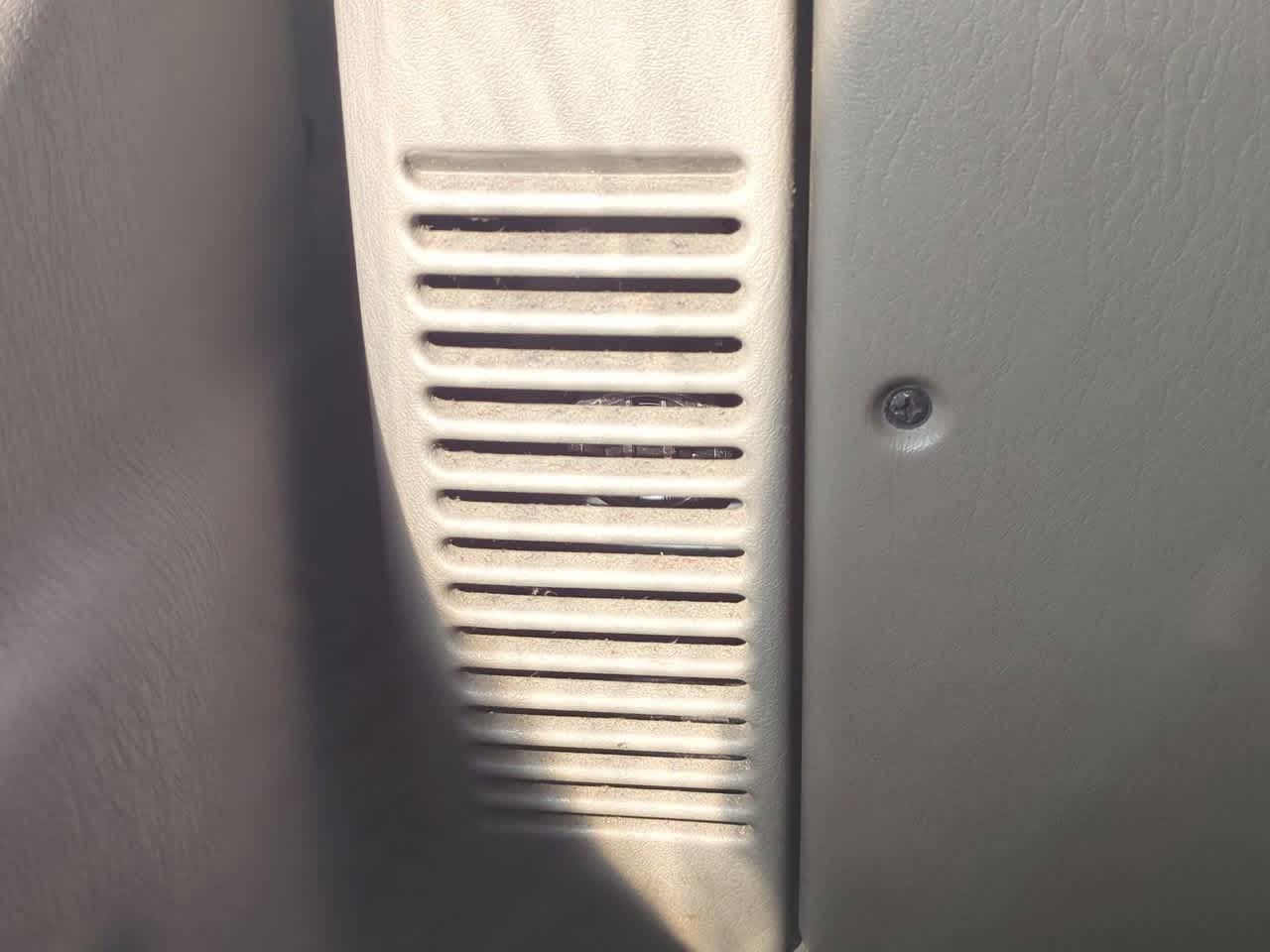 Thumbnail: 2004 Jeep Wrangler - 27