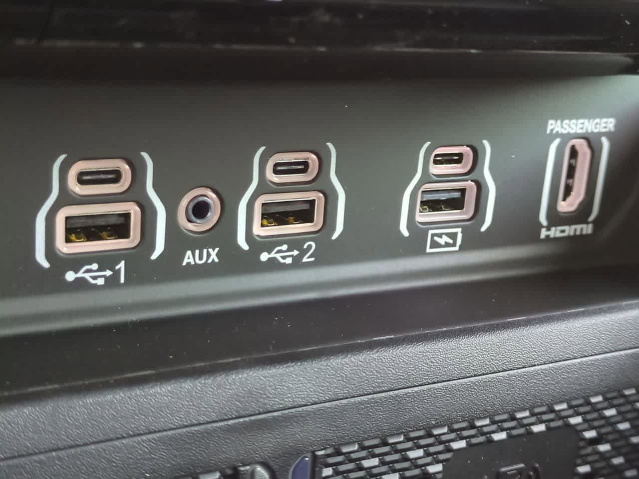 Thumbnail: 2026 RAM 1500 - 32