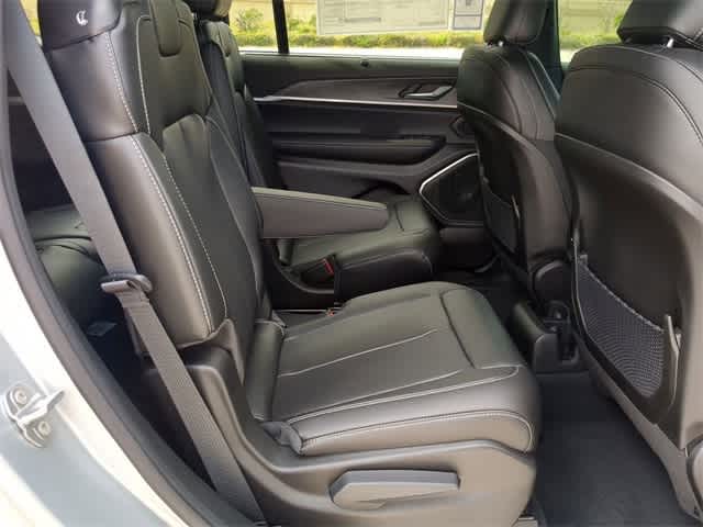 2025 Jeep Grand Cherokee L Limited Edition 22