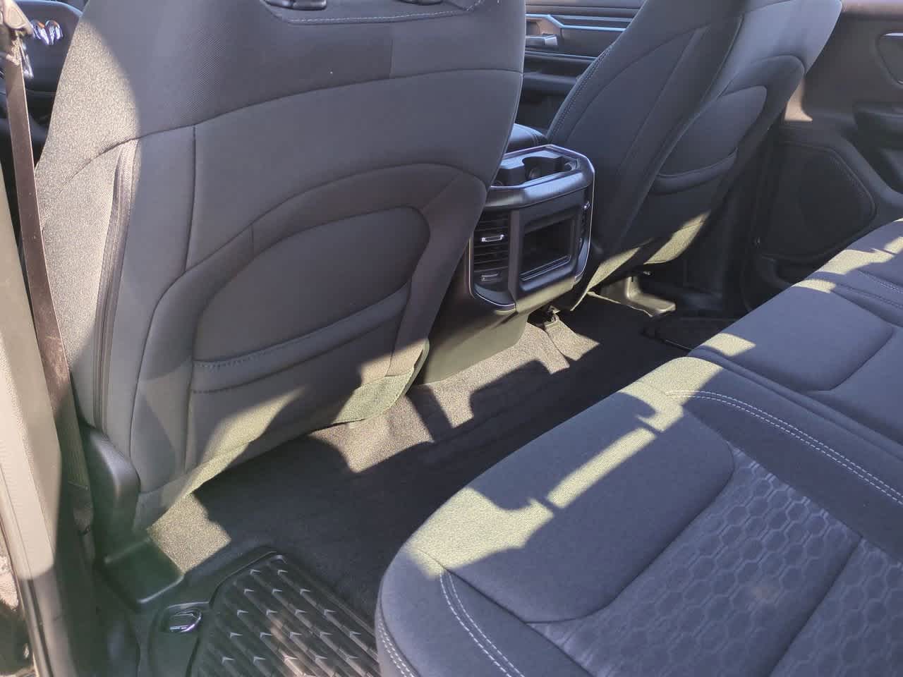 Thumbnail: 2026 RAM 1500 - 18