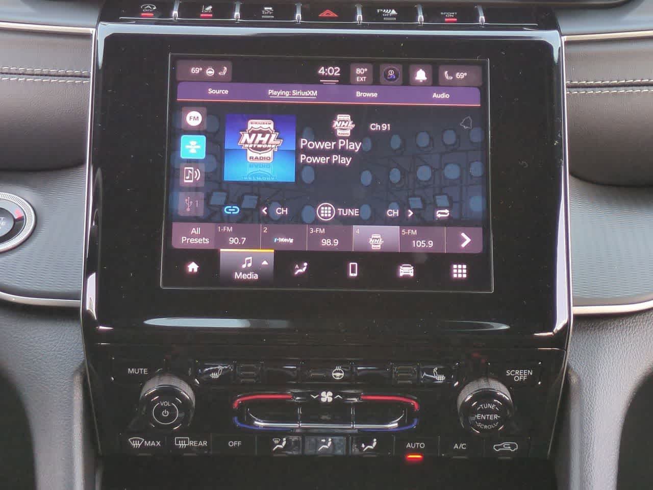 Thumbnail: 2025 Jeep Grand Cherokee - 28