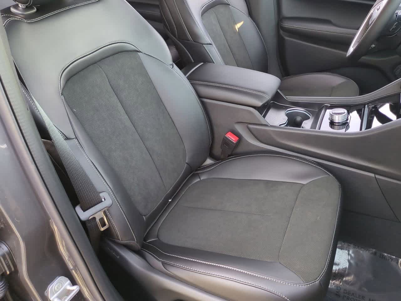 Thumbnail: 2025 Jeep Grand Cherokee - 23