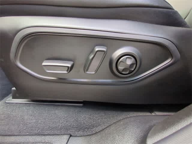 Thumbnail: 2025 Jeep Grand Cherokee - 18