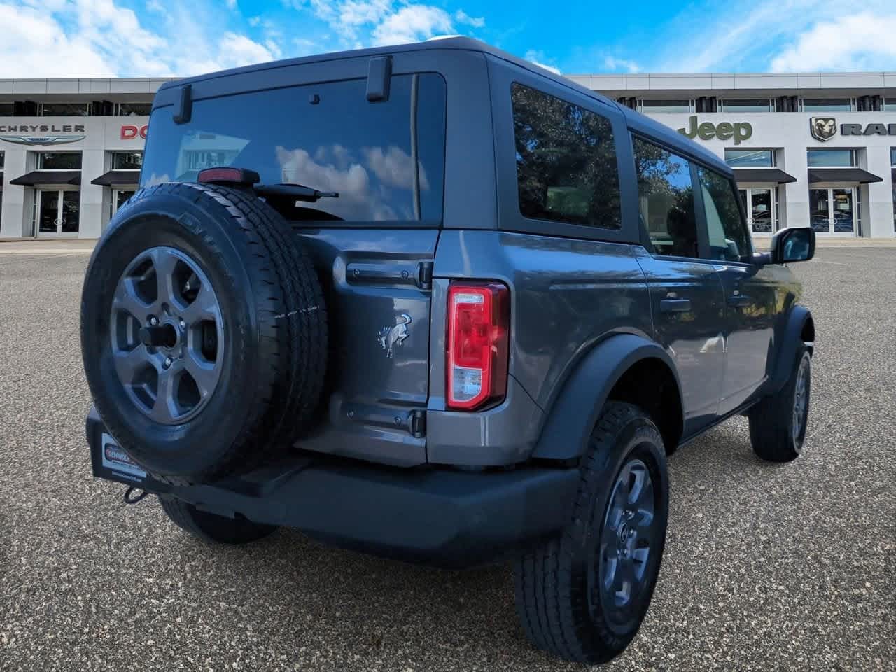 Thumbnail: 2025 Ford Bronco - 8