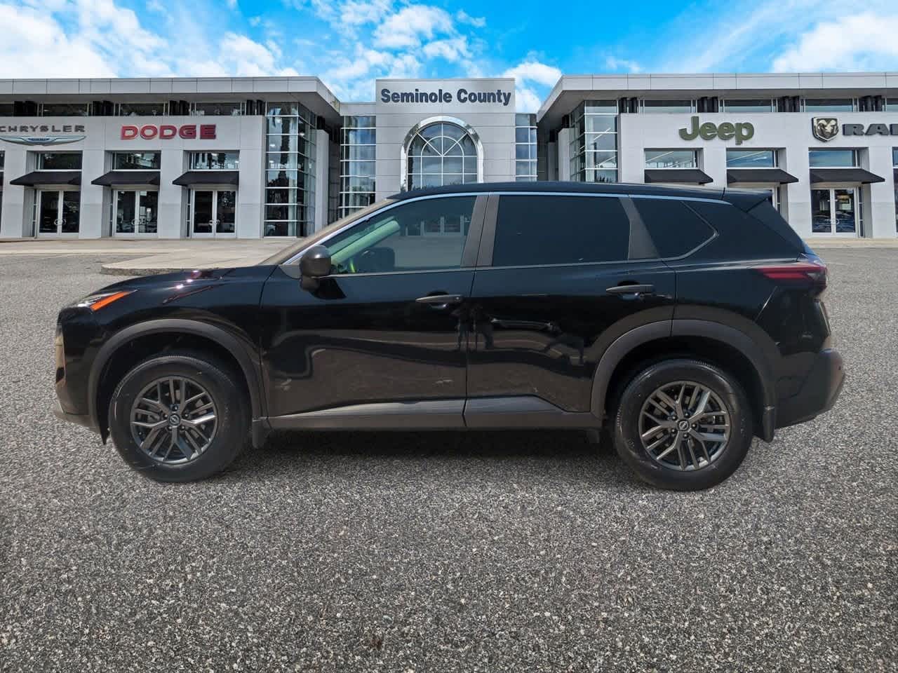 Thumbnail: 2023 Nissan Rogue - 5