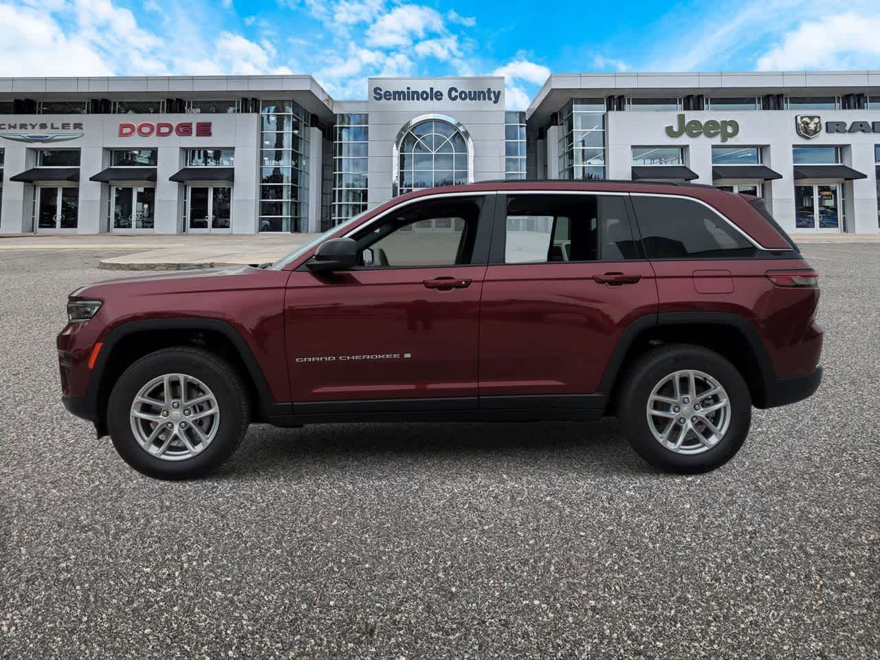 Thumbnail: 2025 Jeep Grand Cherokee - 5