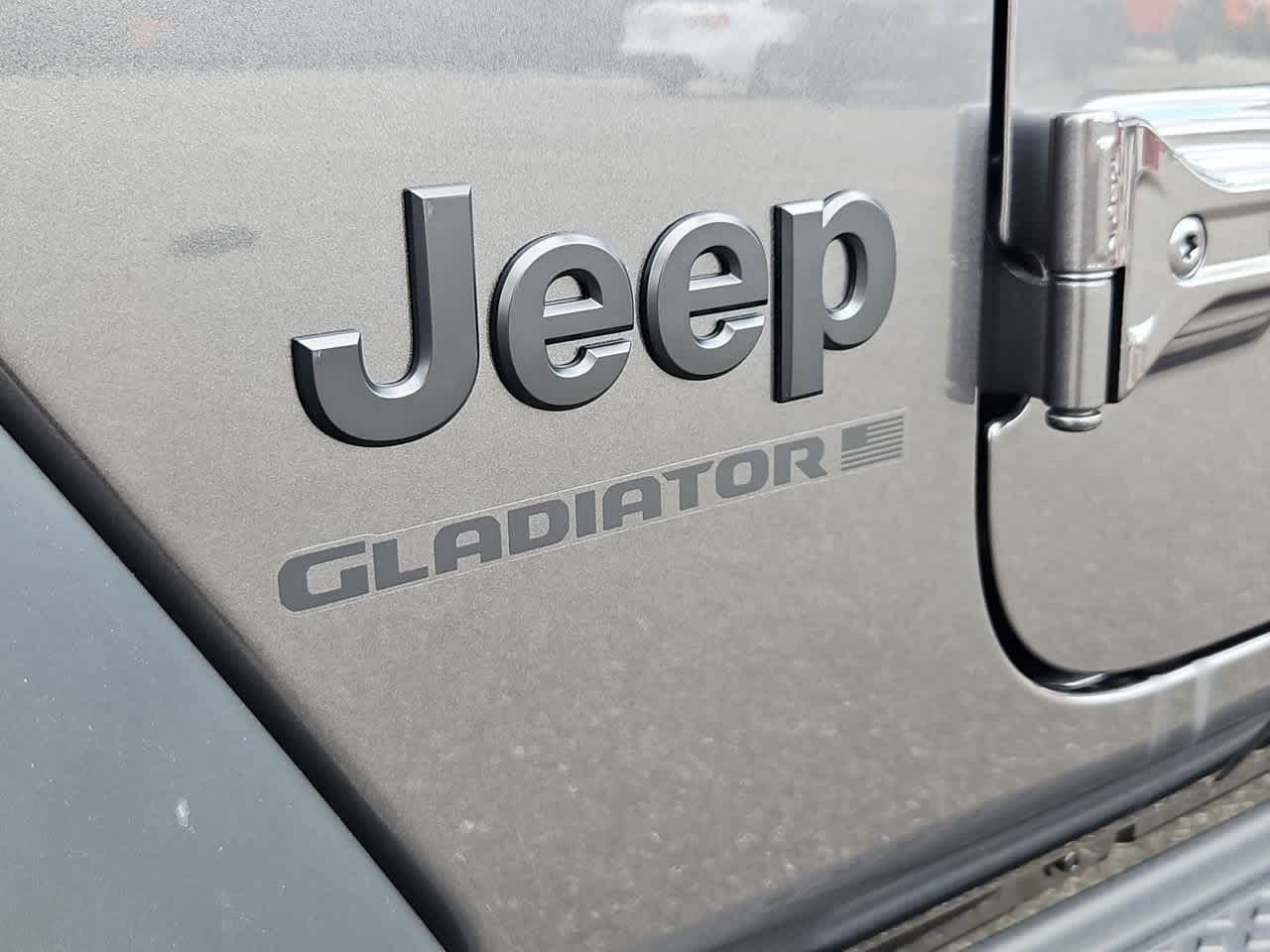 Thumbnail: 2025 Jeep Gladiator - 12