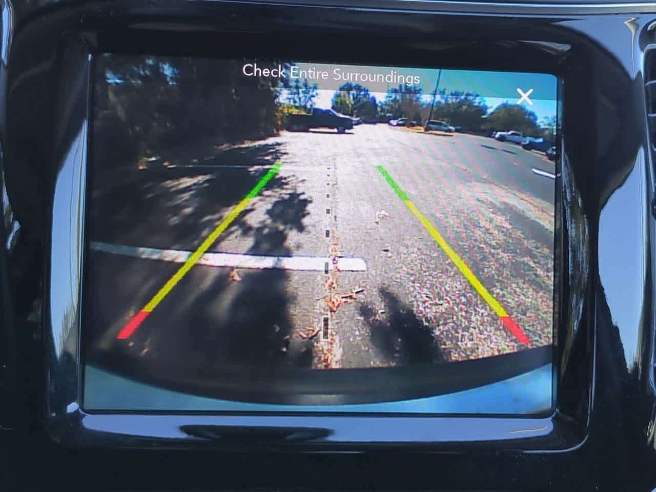 Thumbnail: 2019 Jeep Cherokee - 30