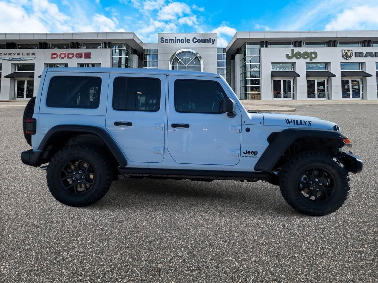 Thumbnail: 2025 Jeep Wrangler - 9