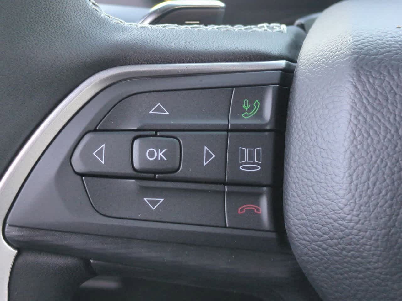 Thumbnail: 2025 Jeep Grand Cherokee - 25