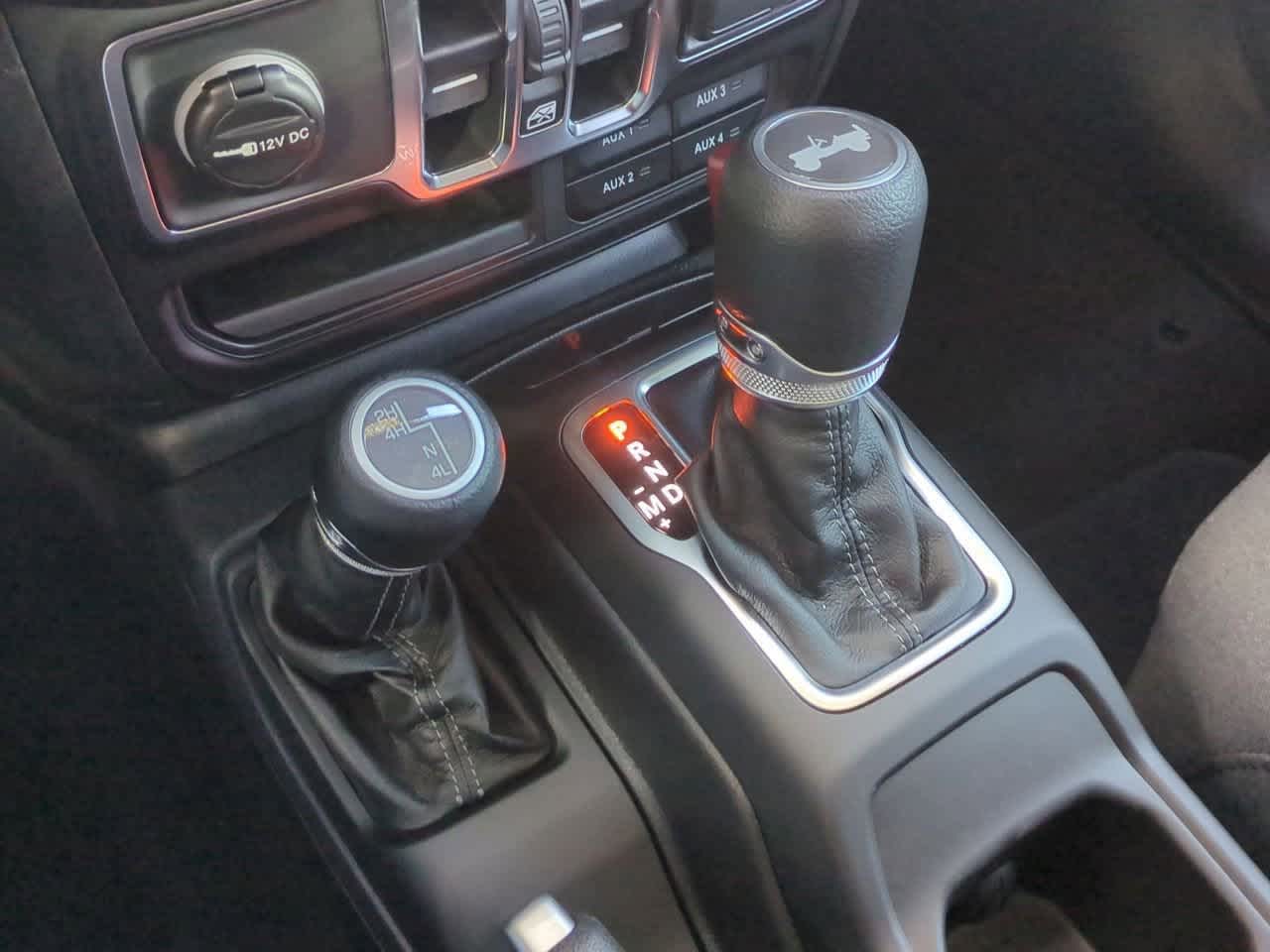 Thumbnail: 2025 Jeep Wrangler - 32