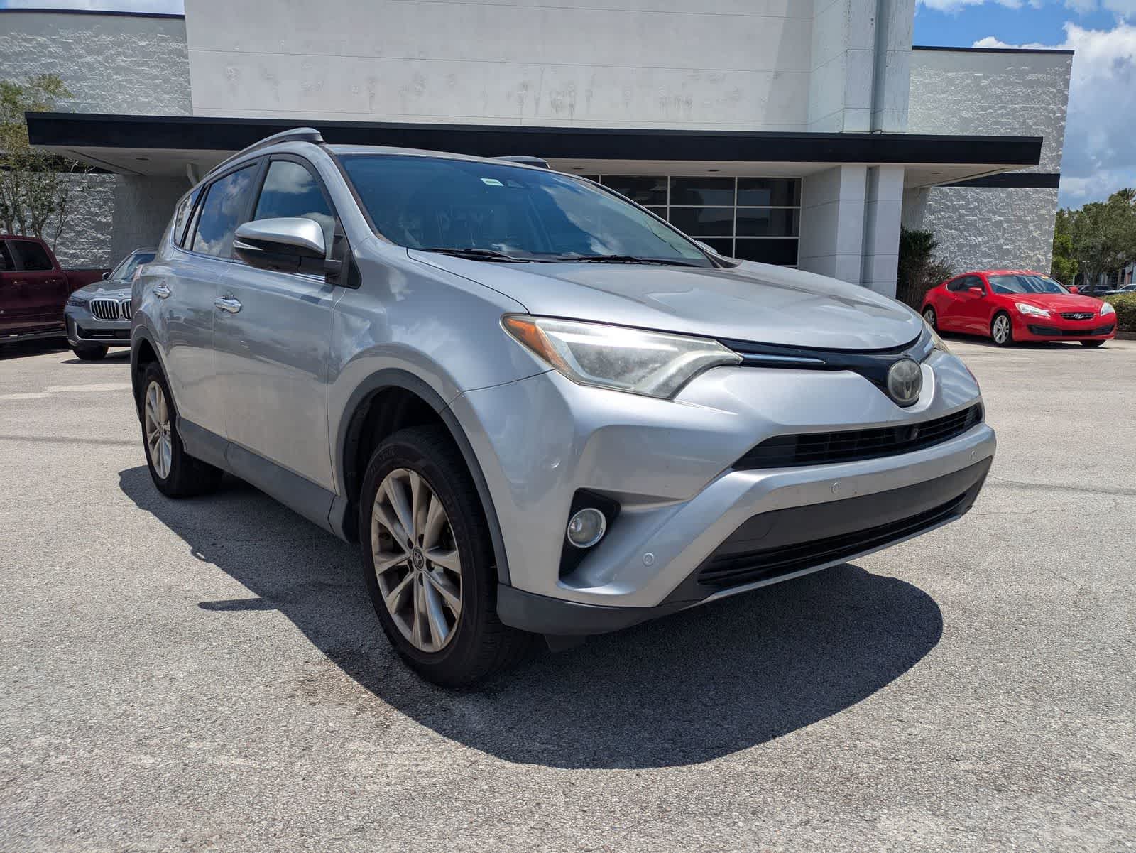 Thumbnail: 2017 Toyota RAV4 - 3