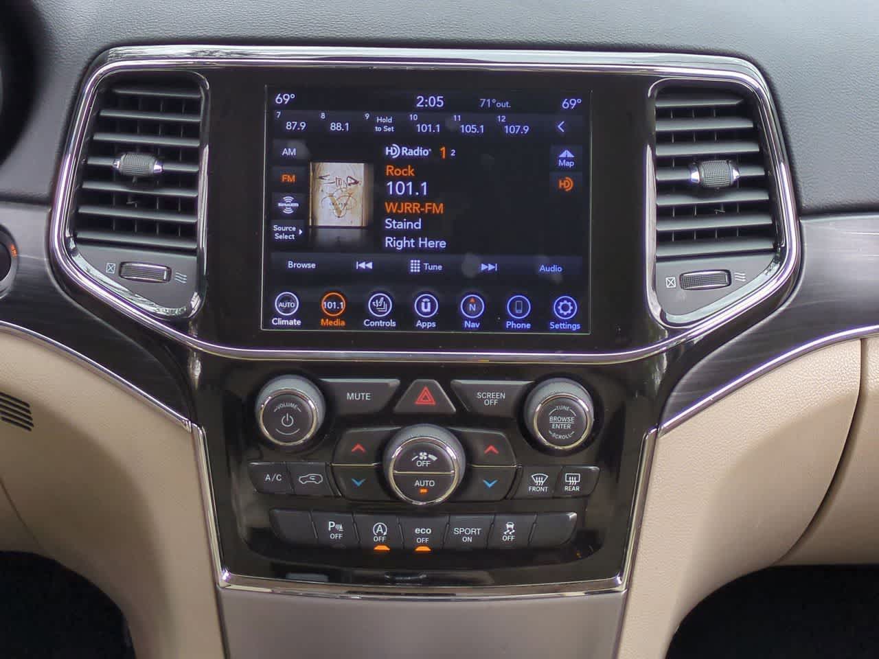 Thumbnail: 2021 Jeep Grand Cherokee - 29