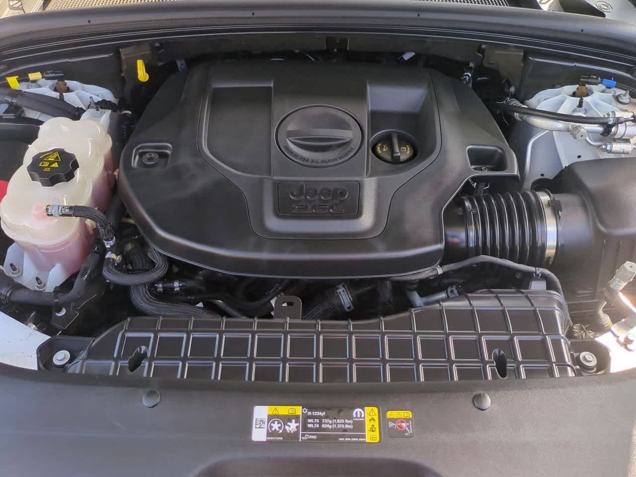 Thumbnail: 2022 Jeep Grand Cherokee L - 15