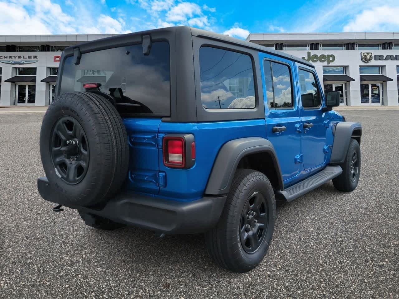 Thumbnail: 2025 Jeep Wrangler - 8