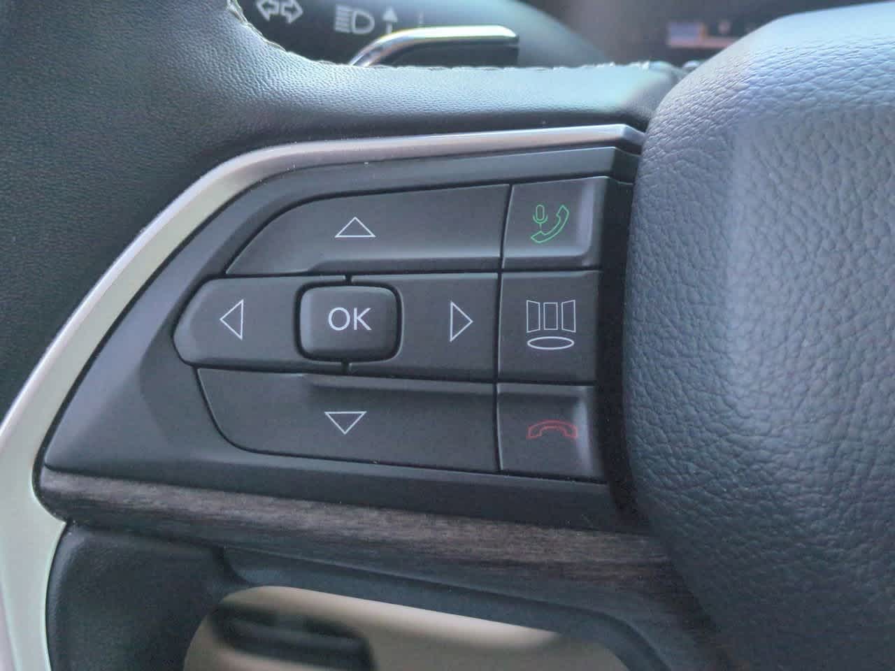 Thumbnail: 2022 Jeep Grand Cherokee L - 25