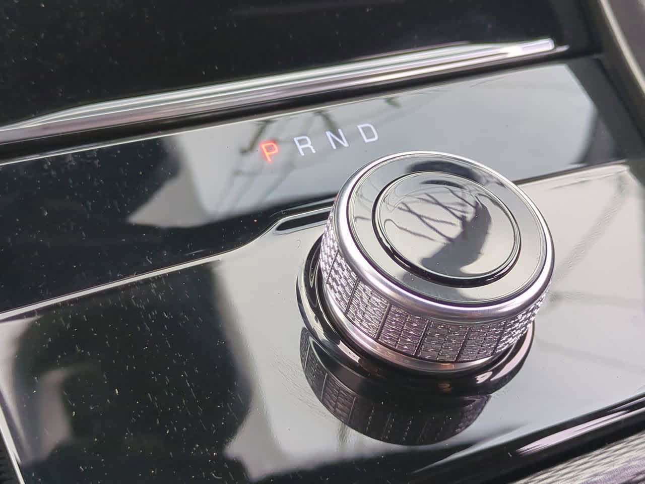 Thumbnail: 2025 Jeep Grand Cherokee - 32