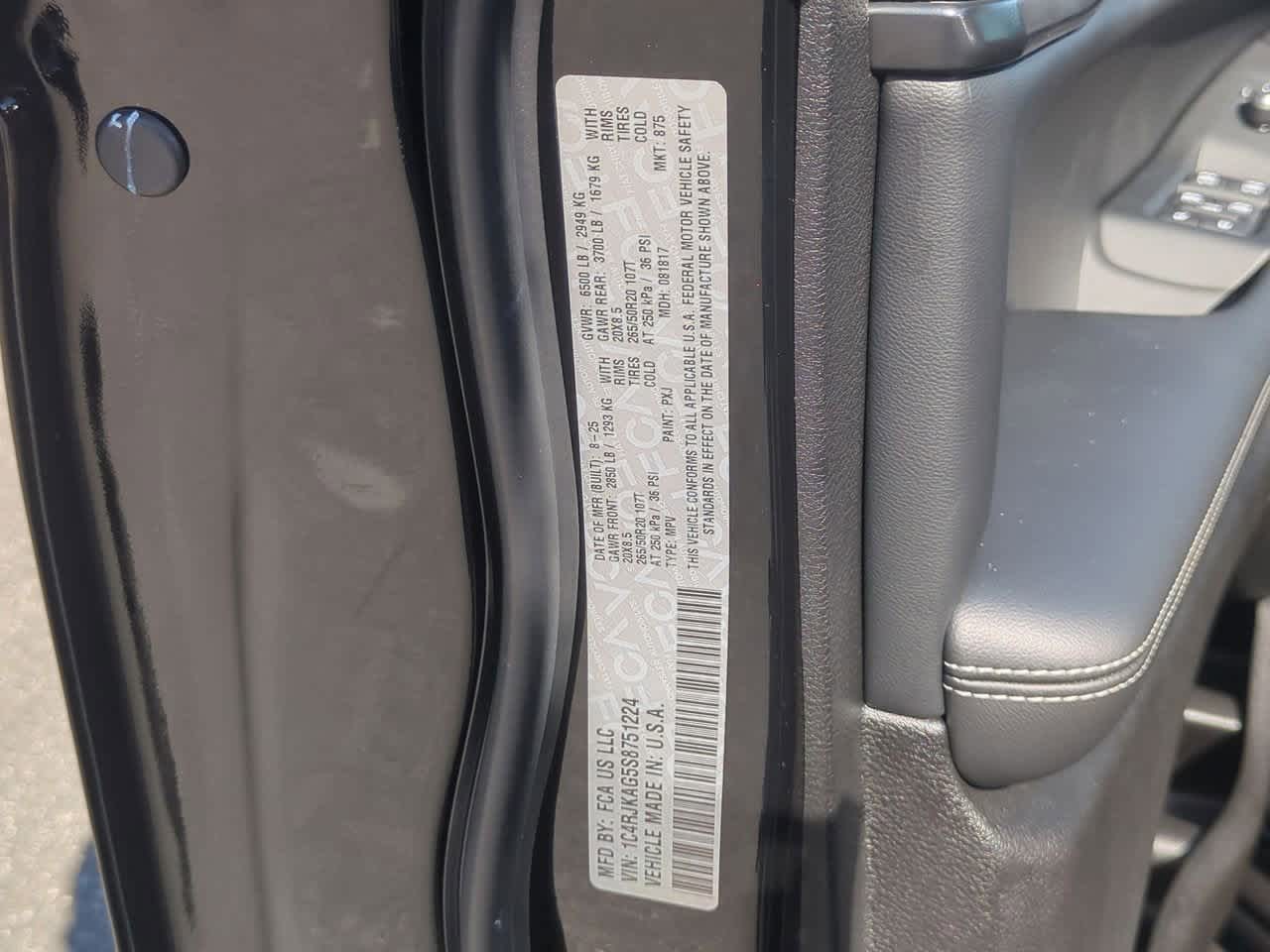 Thumbnail: 2025 Jeep Grand Cherokee L - 37