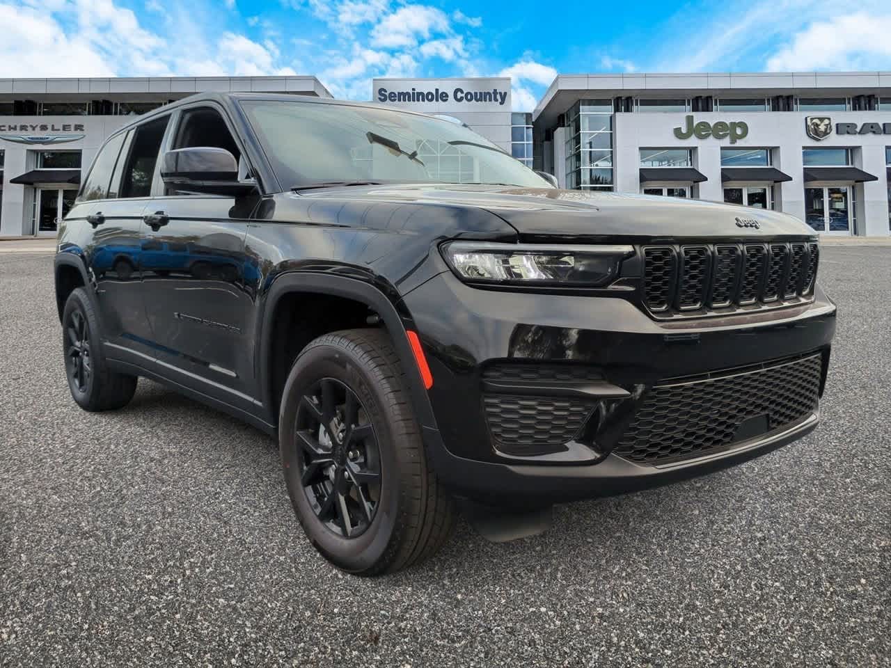 Thumbnail: 2025 Jeep Grand Cherokee - 2