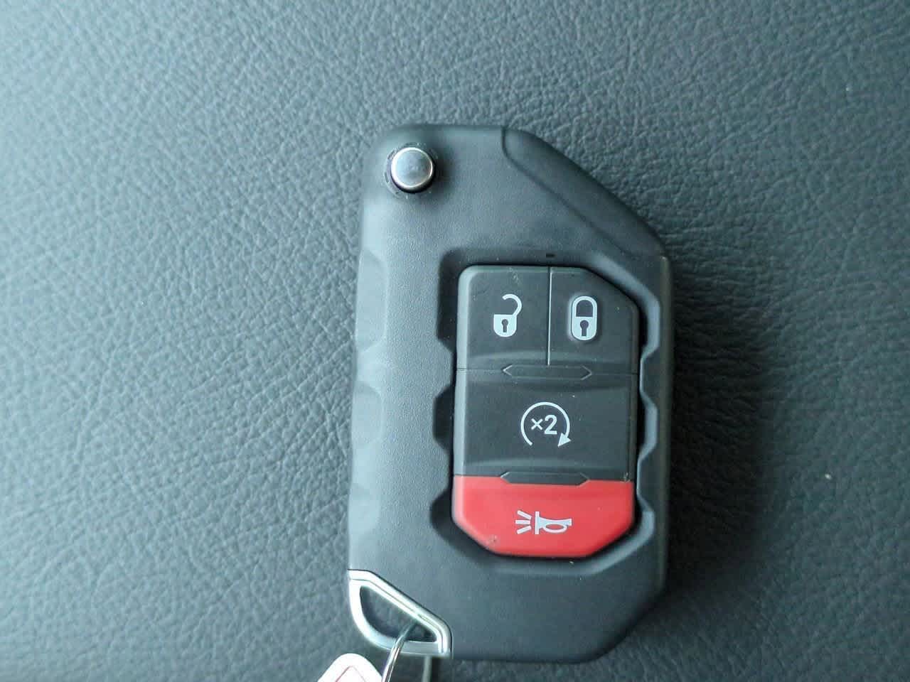 Thumbnail: 2025 Jeep Wrangler - 35