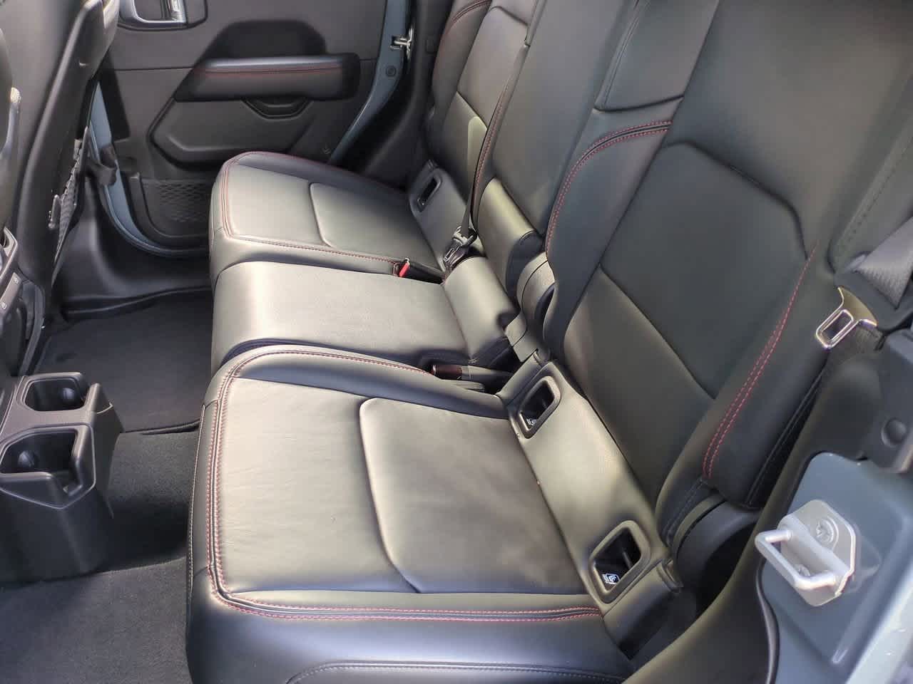 Thumbnail: 2024 Jeep Gladiator - 20